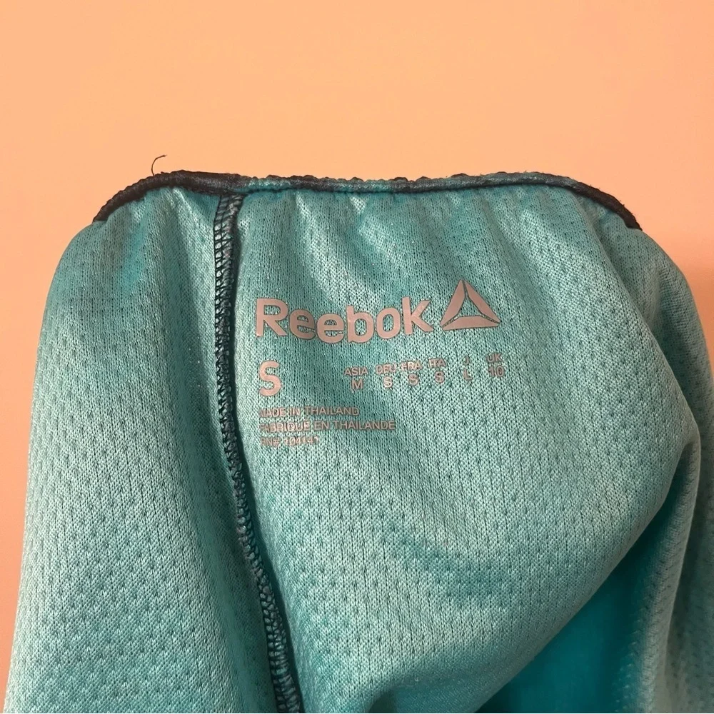 Women’s size small Reebok blue teal elastic waist running shorts athletic